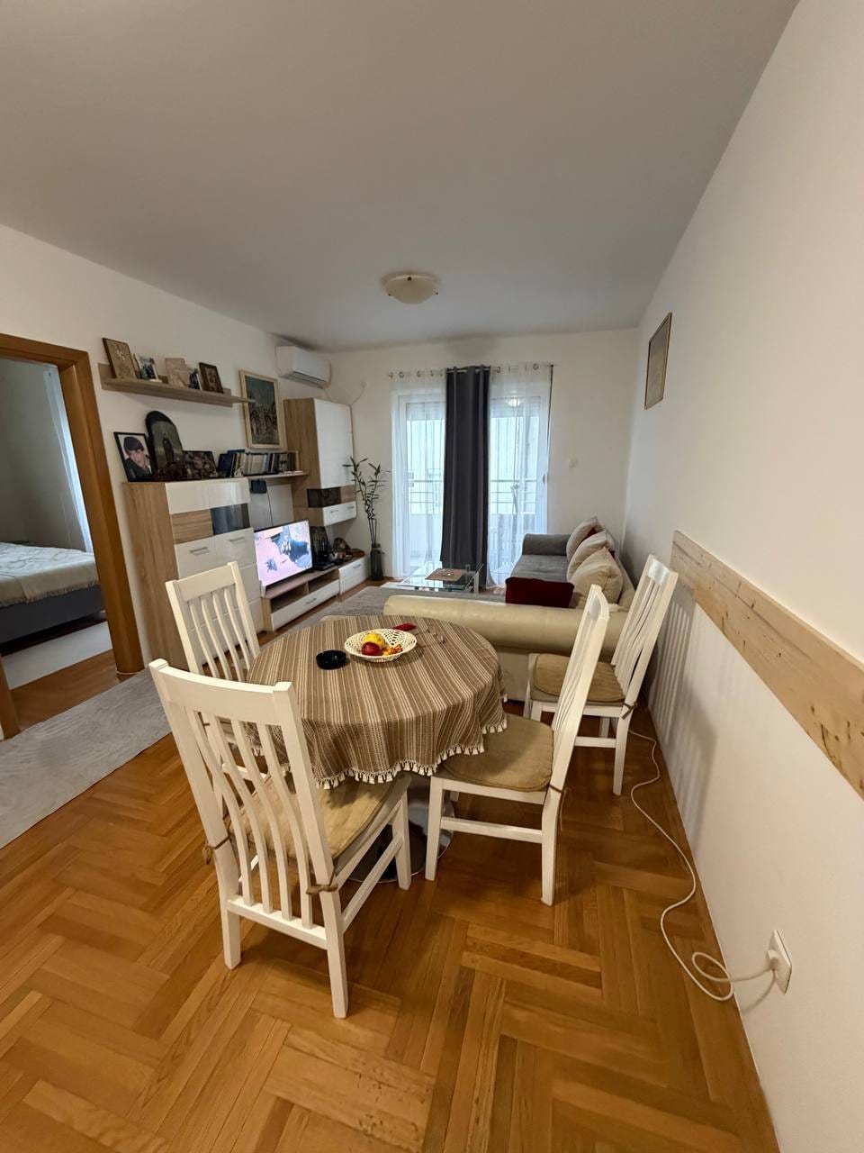 For sale a 1-bedroom apartment in Budva, Merkur building