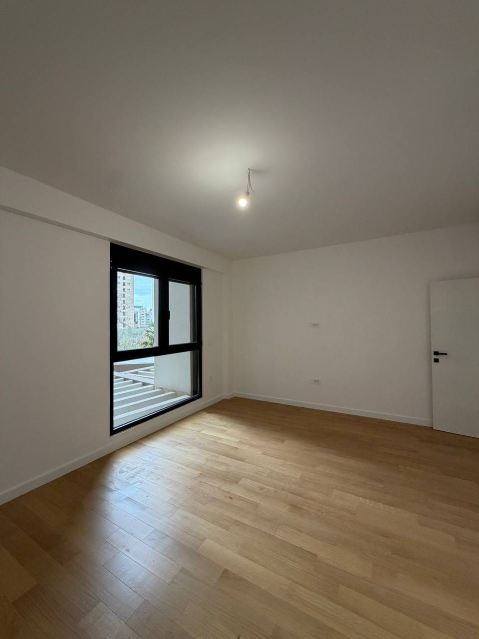 Продам квартиру с 1 спальней в Дубовица Люкс, район Дубовица Люкс