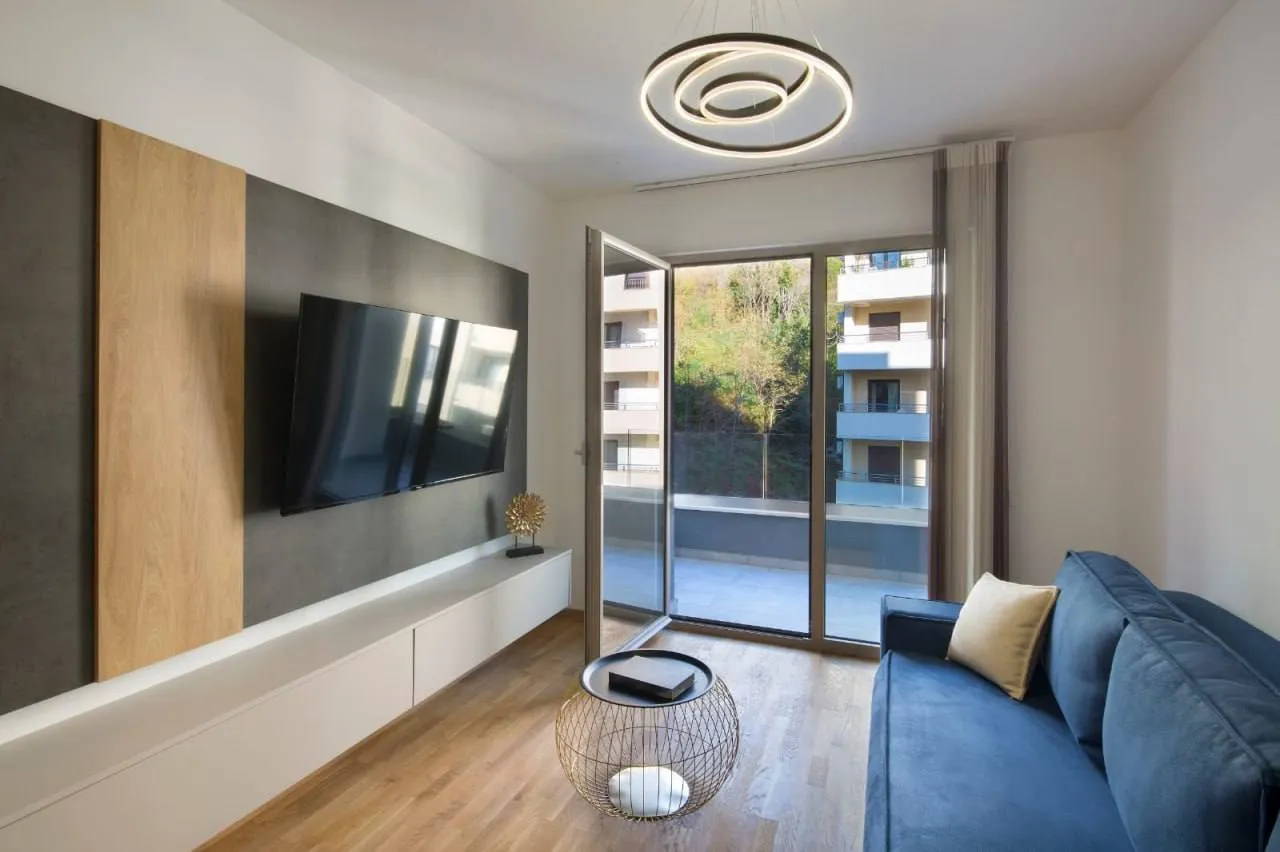 ID 2059 Apartment for sale with 2 bedrooms in Bečići, WOW