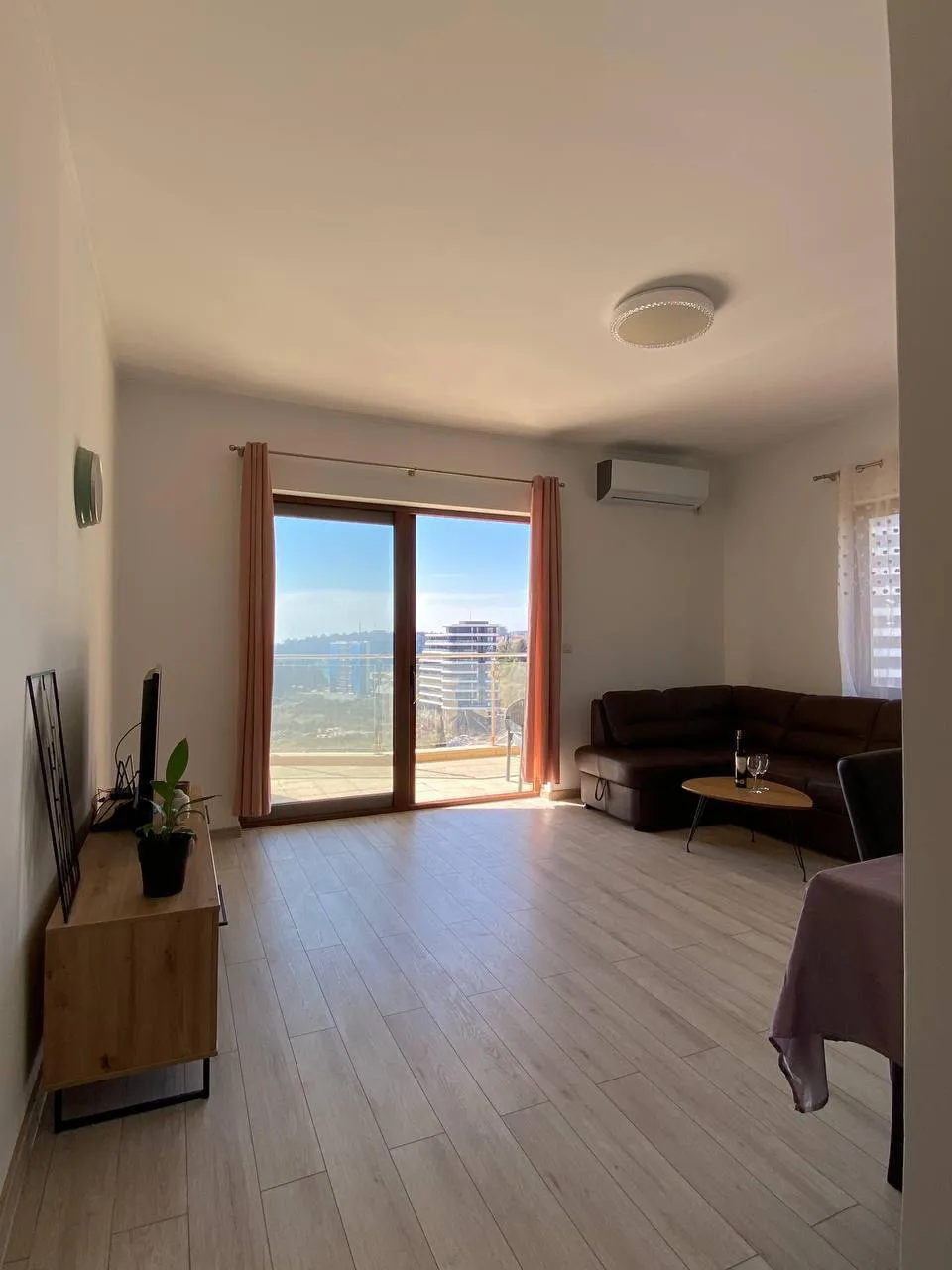 ID 2070 Apartment for rent with 1 bedroom in Bečići, Belvedere complex