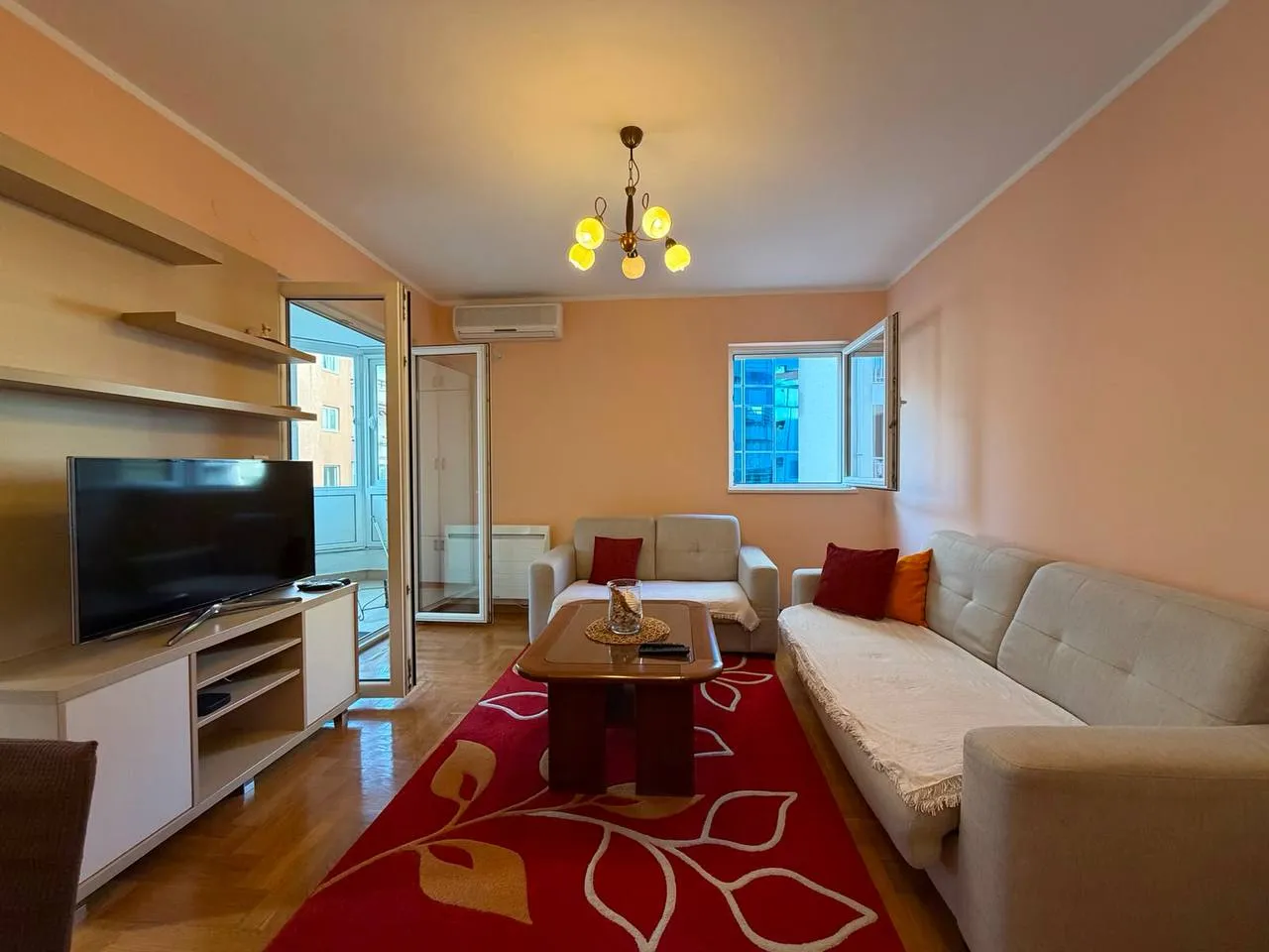 ID 2098 Apartment for annual rent with 2 bedrooms in Budva