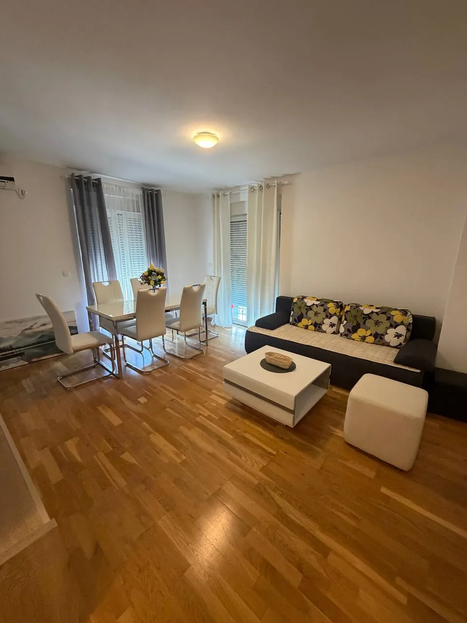 ID 3003 Apartment for rent with 2 bedrooms in Budva, near Fenix Pizzeria