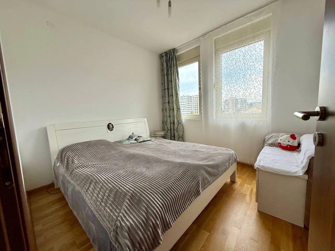 FOR SALE •1 BEDROOM APARTMENT•SEA VIEW
