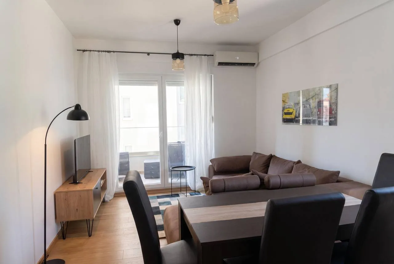 ID 3086 Apartment with 1 Bedroom for Rent in Budva