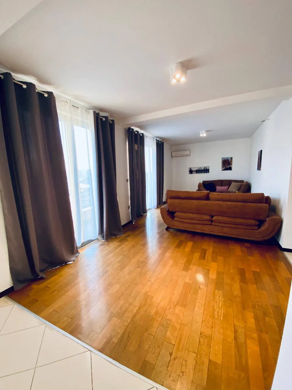 ID 4046 Сдаётся просторный пентхаус в Бечичи, в 100 м от отеля Splendid