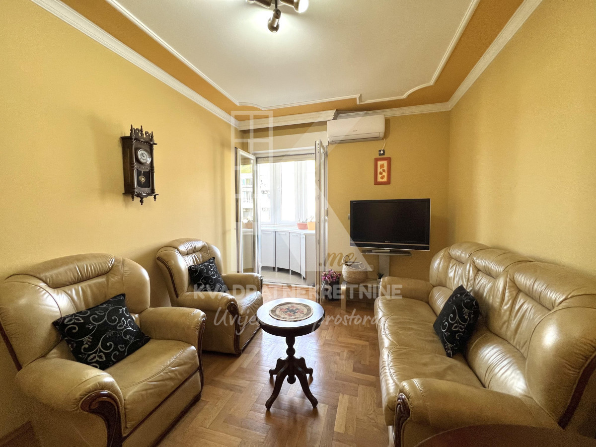 Izdavanje, Jednosoban stan, Podgorica, Stari Aerodrom, 40m2