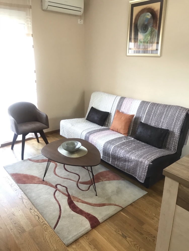Iznajmljujem Stan-Apartman, City Kvart-Delta