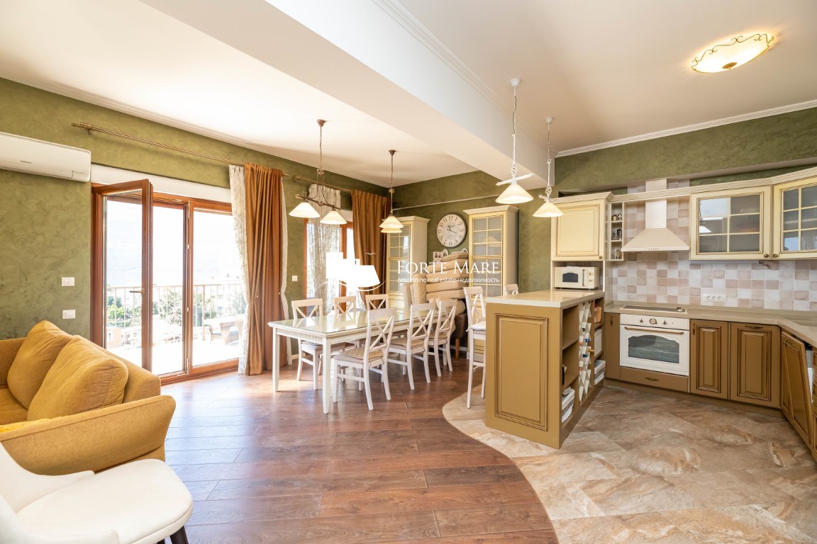 Apartment For Sale, Baošići, Herceg Novi