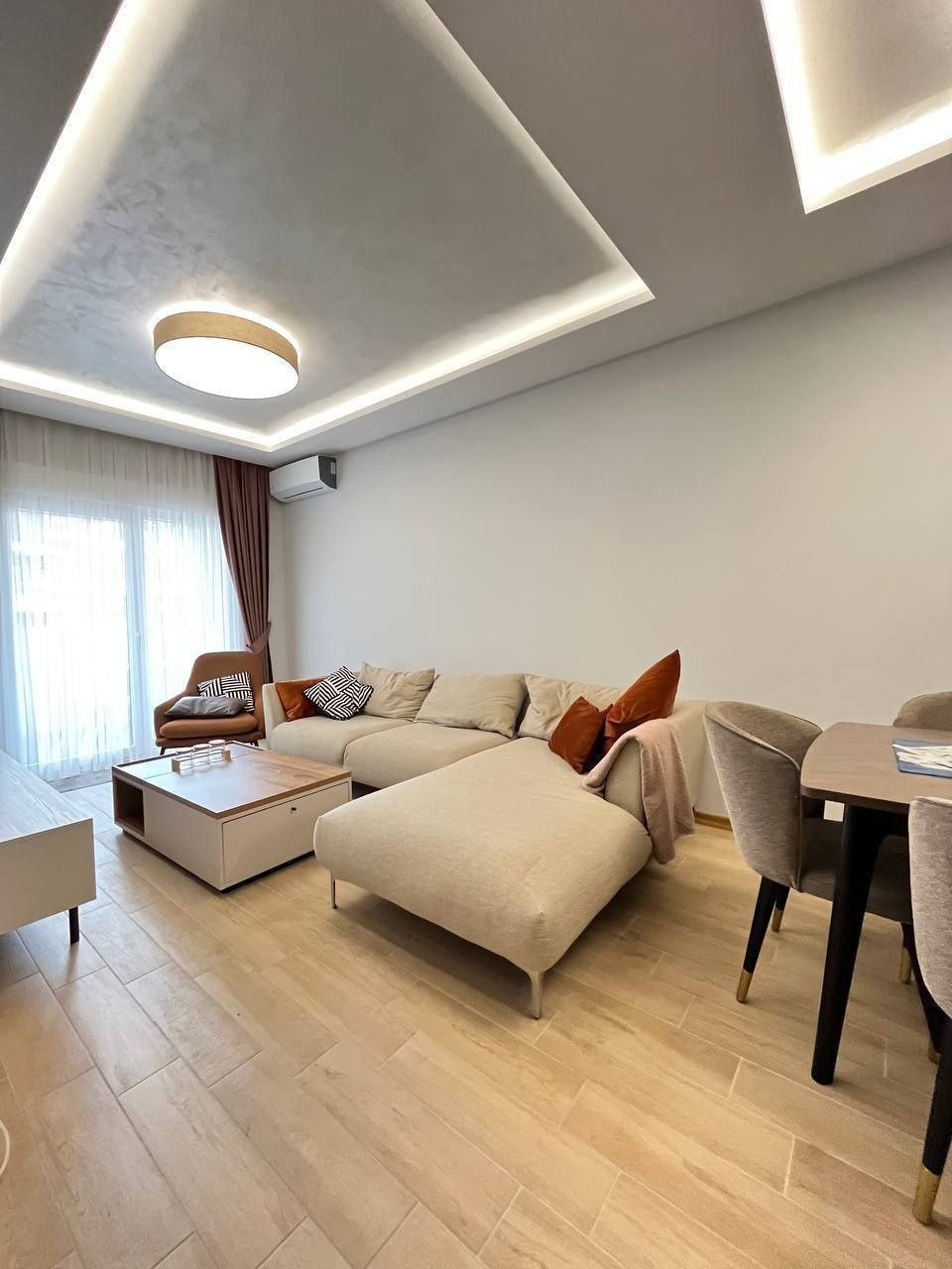 Iznajmljujem Stan-Apartman, Tivat