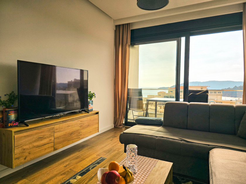 Iznajmljujem Stan-Apartman, Bečići
