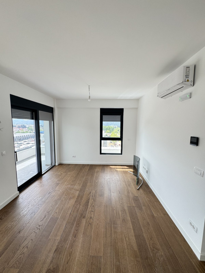 Prodajem Stan-Apartman, Bar