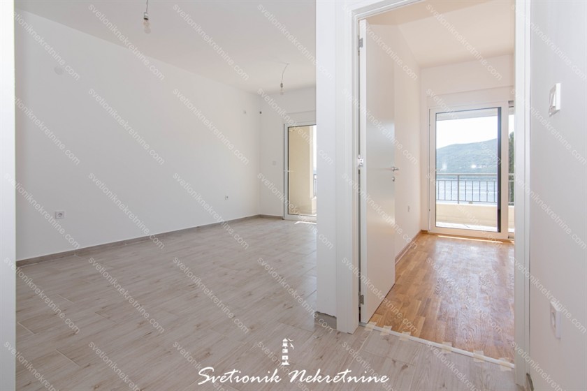 Prodajem Stan-Apartman, Đenovići