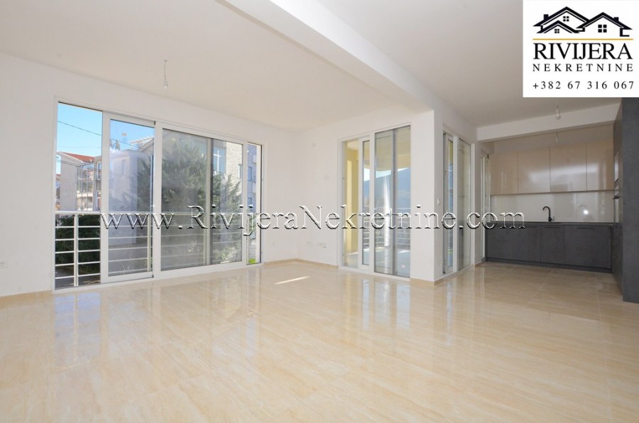 Two-bedroom comfortable apartment in Djenovici Boka Bay