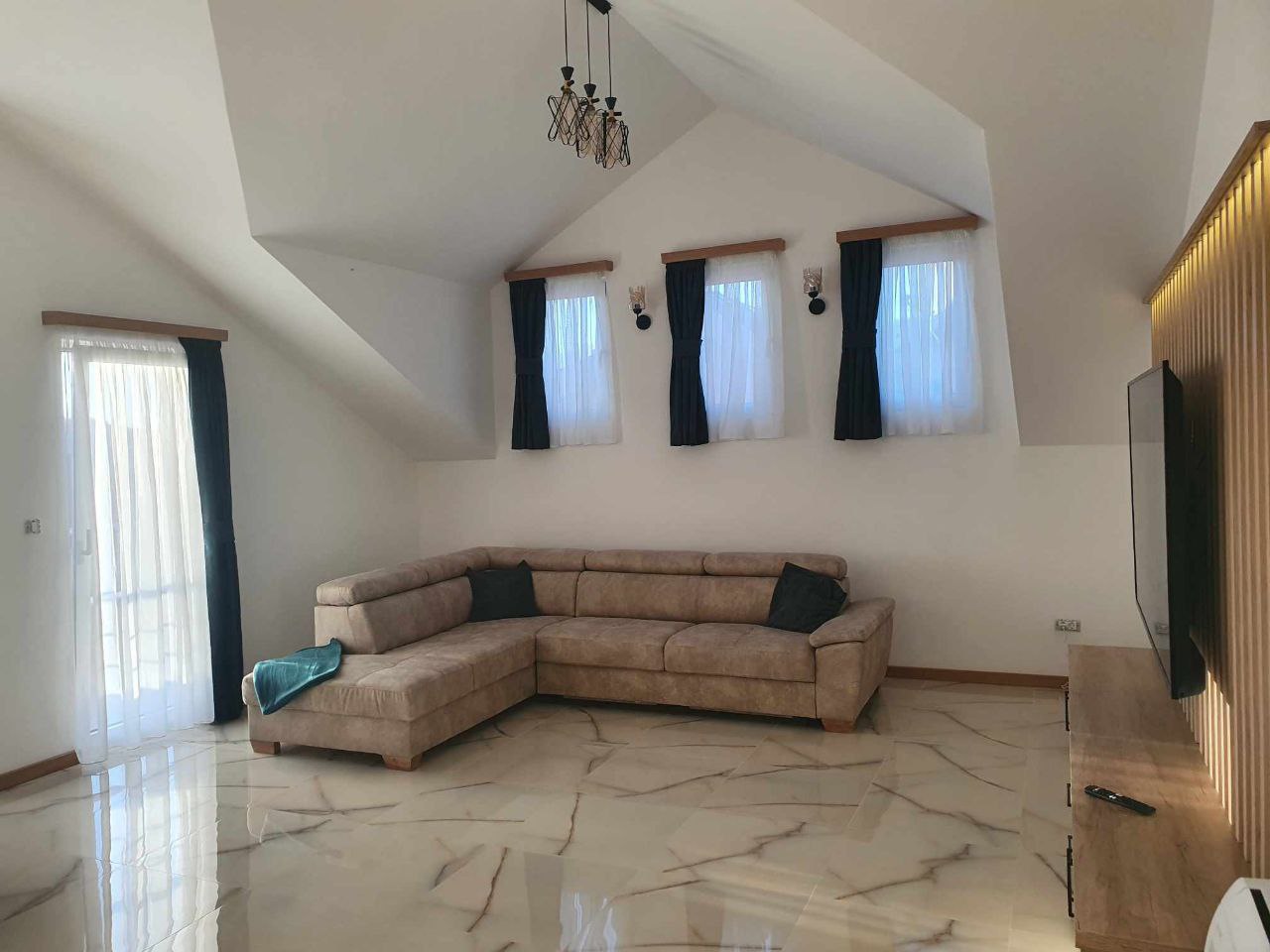 Apartment for Rent, Tivat — €1,600