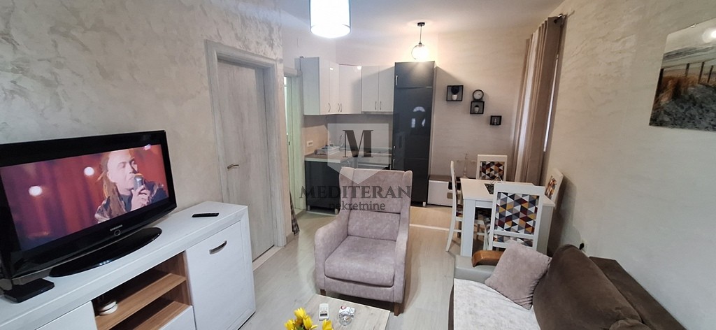 Prodajem Stan-Apartman, Igalo