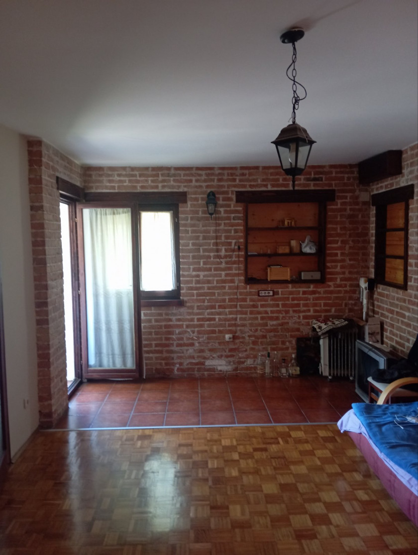 Prodajem Stan-Apartman, Podgorica