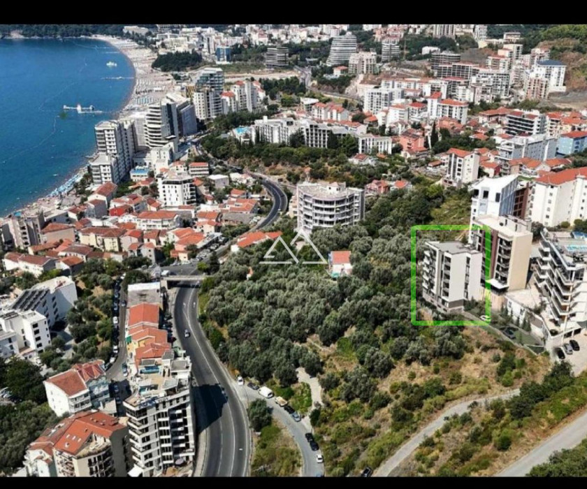 Dvosoban stan u novoj zgradi u Rafailovićima