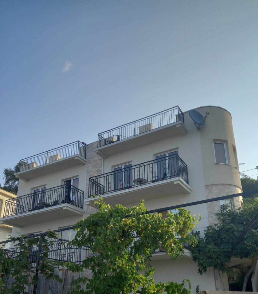 Hotel For Sale, Dobra Voda