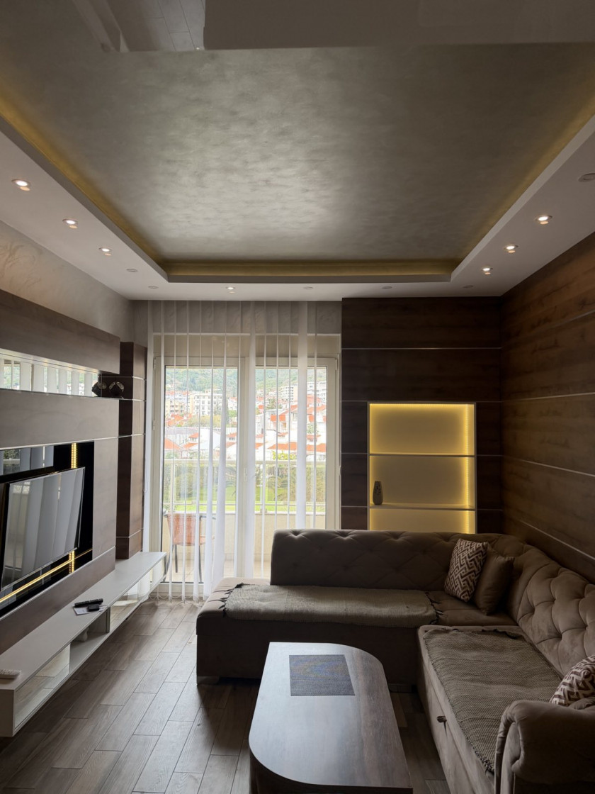 Iznajmljujem Stan-Apartman, Budva