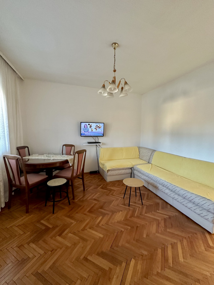 Apartment For Rent, Masline