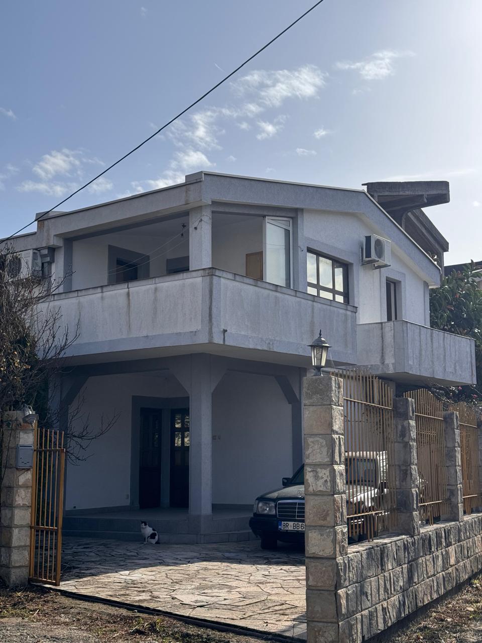 Дом на продажу, Bar — €300,000