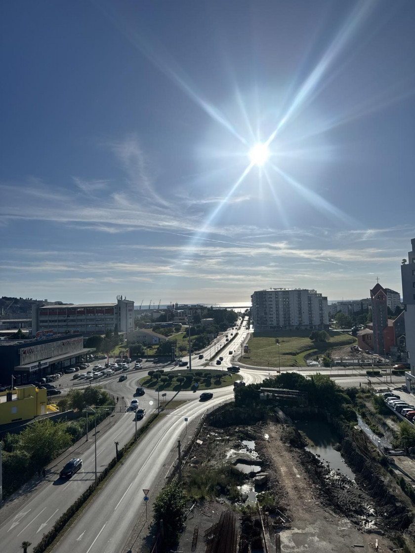 Prodajem Stan-Apartman, Bar Centar