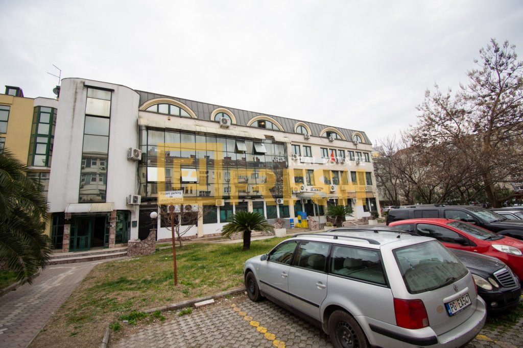 Poslovni objekat, 533m2, strogi centar, Prodaja