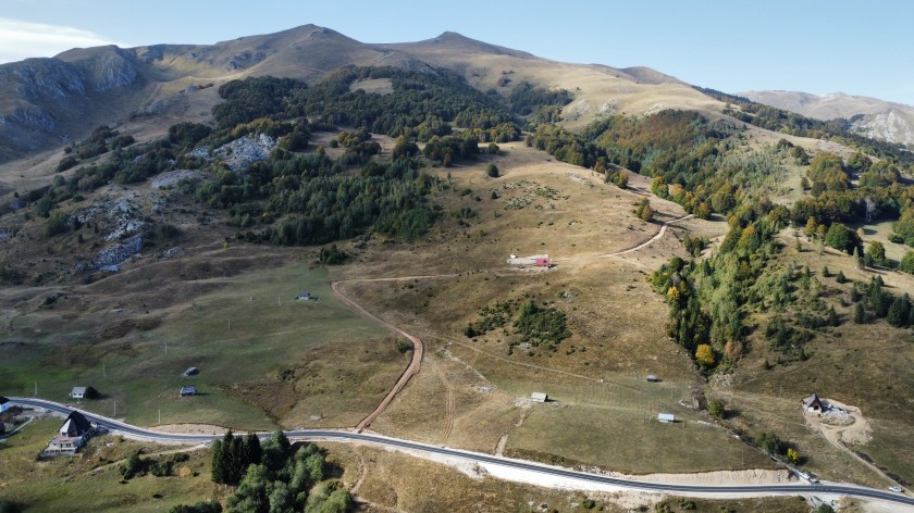 Prodajem Građevinsko Zemljište, Jelovica