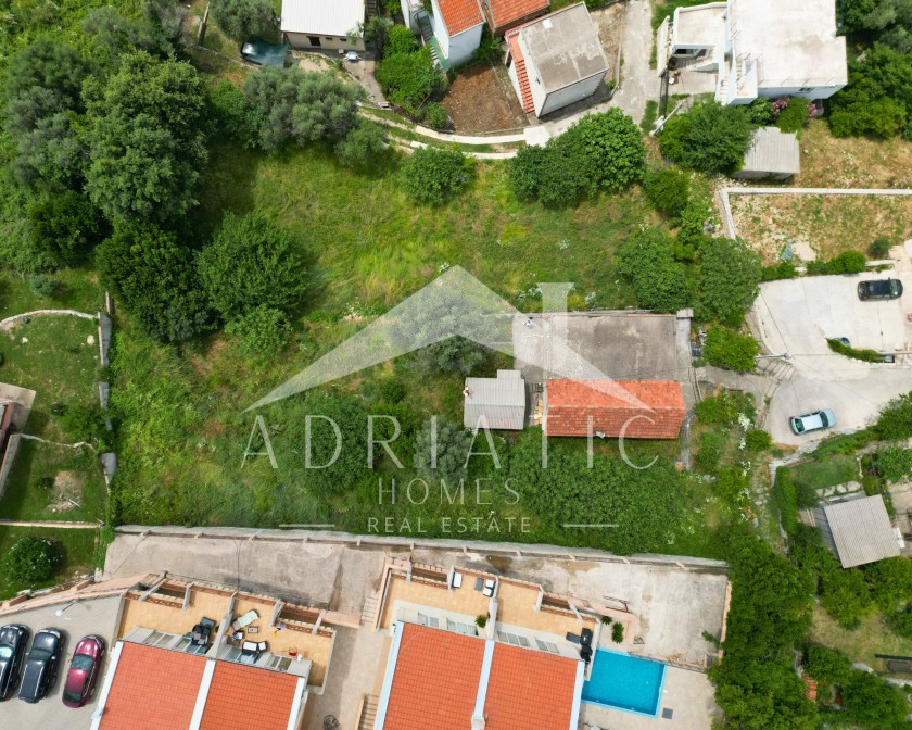 House For Sale, Šušanj