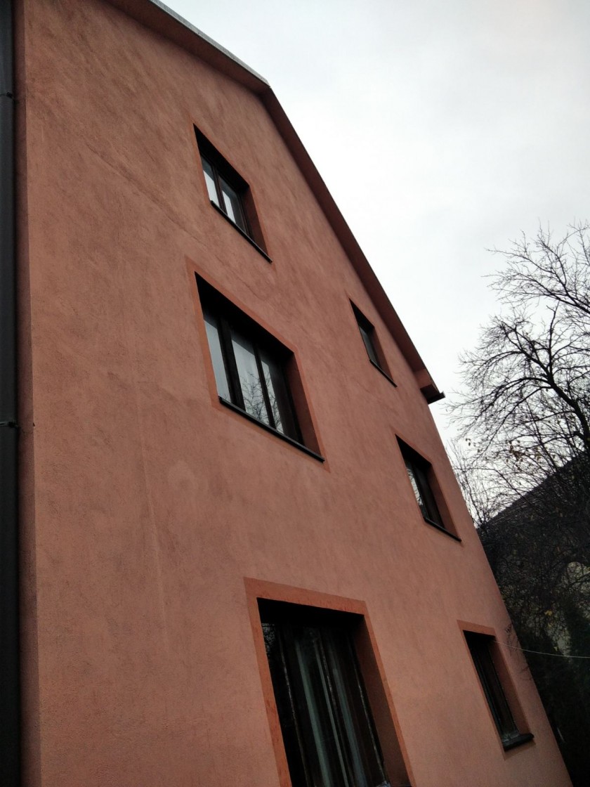 Prodajem Kuću, Centar