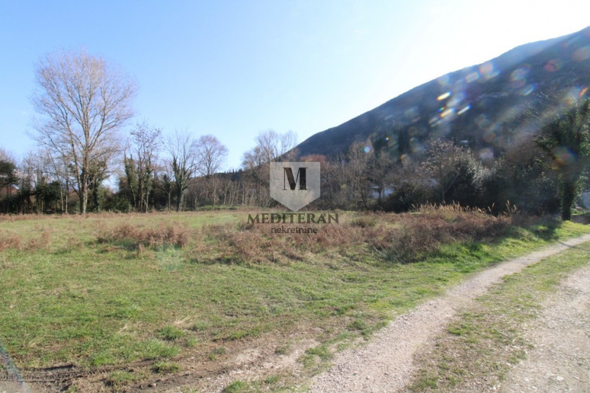 Prodajem Građevinsko Zemljište, Sutorina