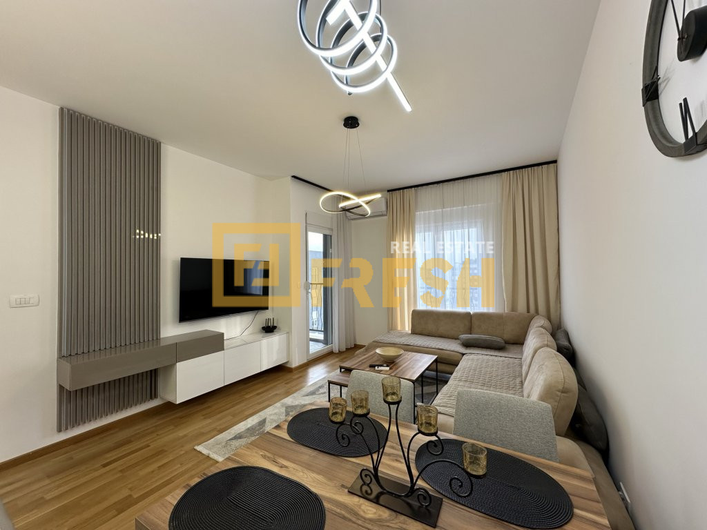 Lux two-room apartment, 57m2, Zabjelo, for rent