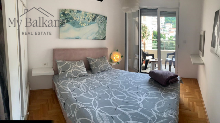 Iznajmljujem Stan-Apartman, Golubovina