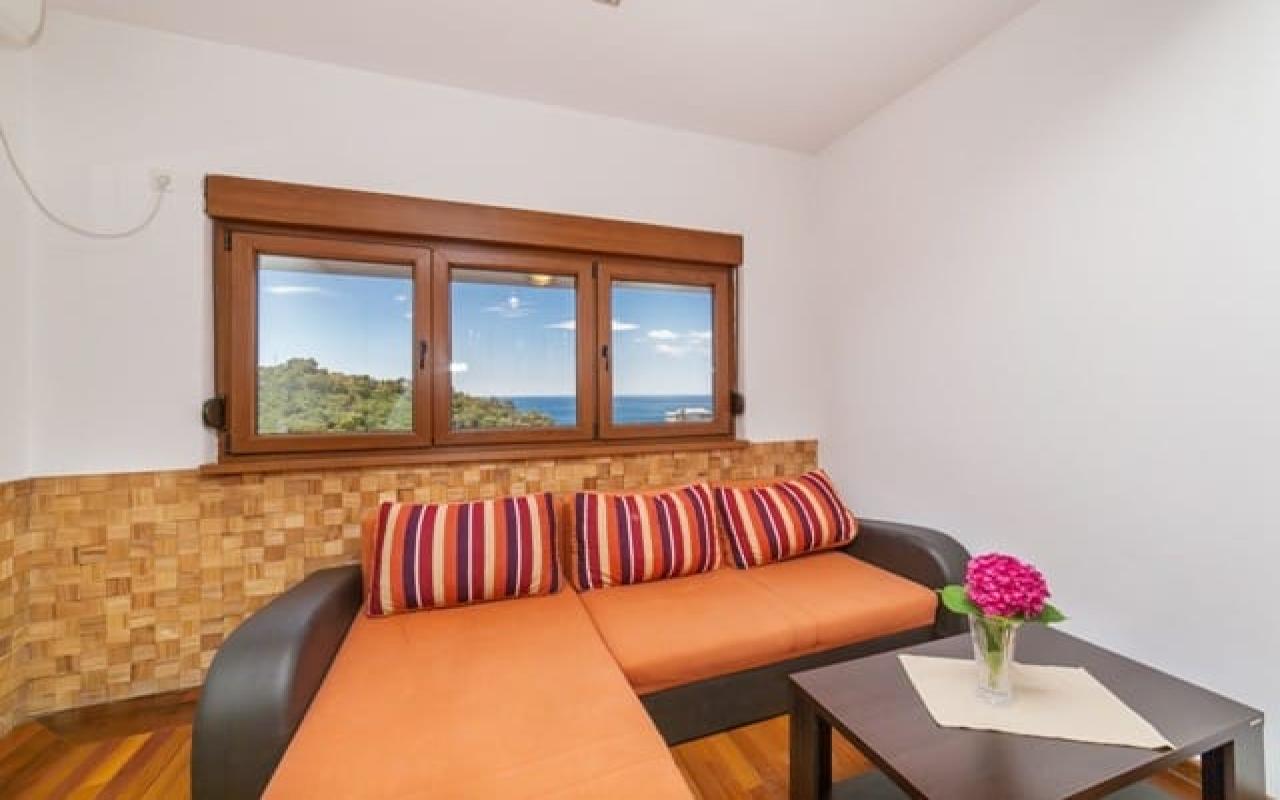 Квартира в Petrovac, 44 m²