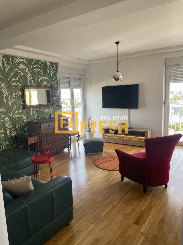 One-room apartment, 60m2, Center, For rent