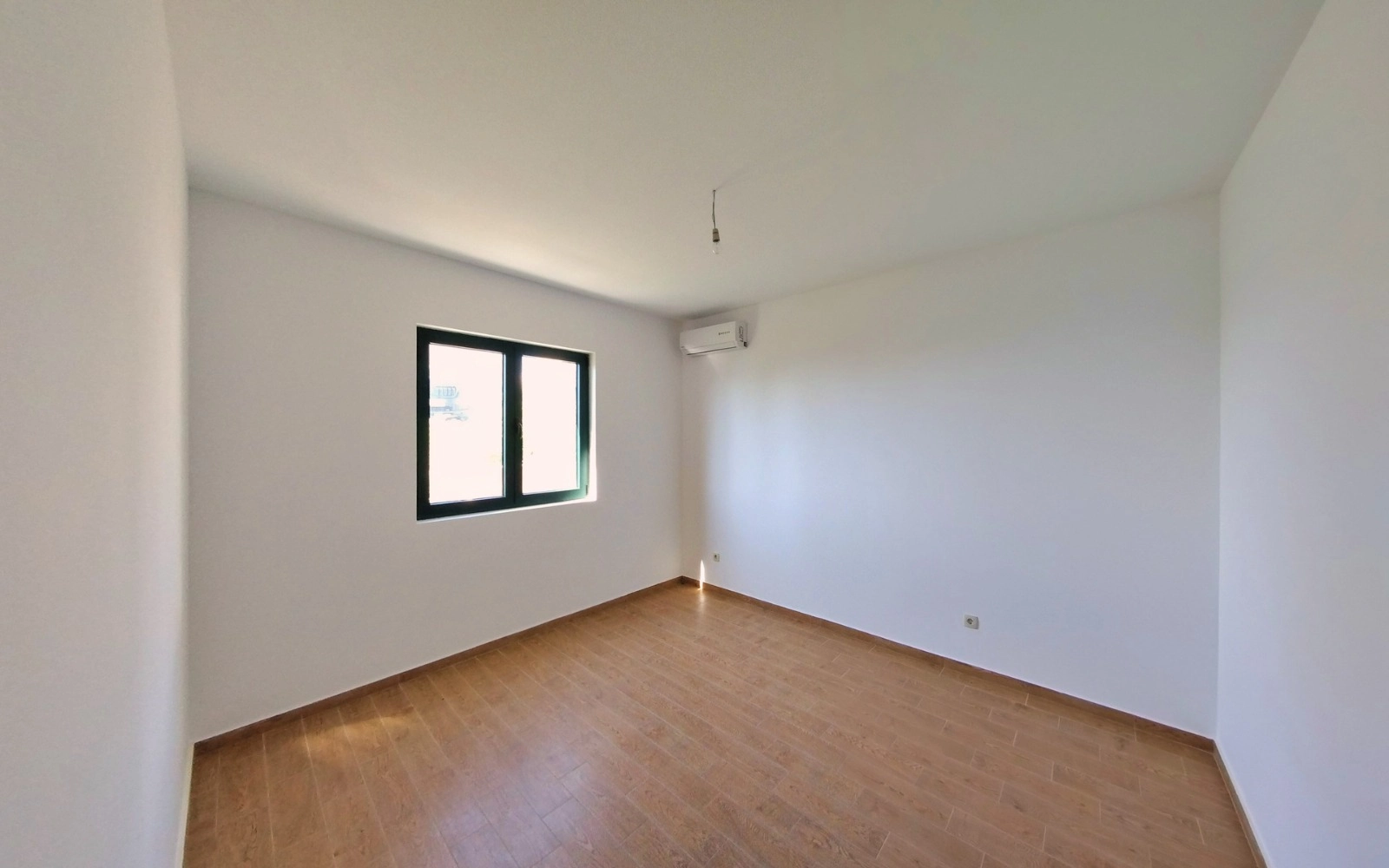 Prodajem Stan-Apartman, Bečići