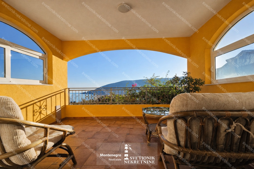 Apartment For Sale, Gomila