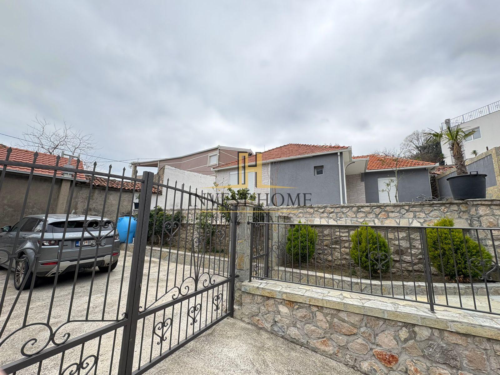 Kuća, Stari Bar, 115m2