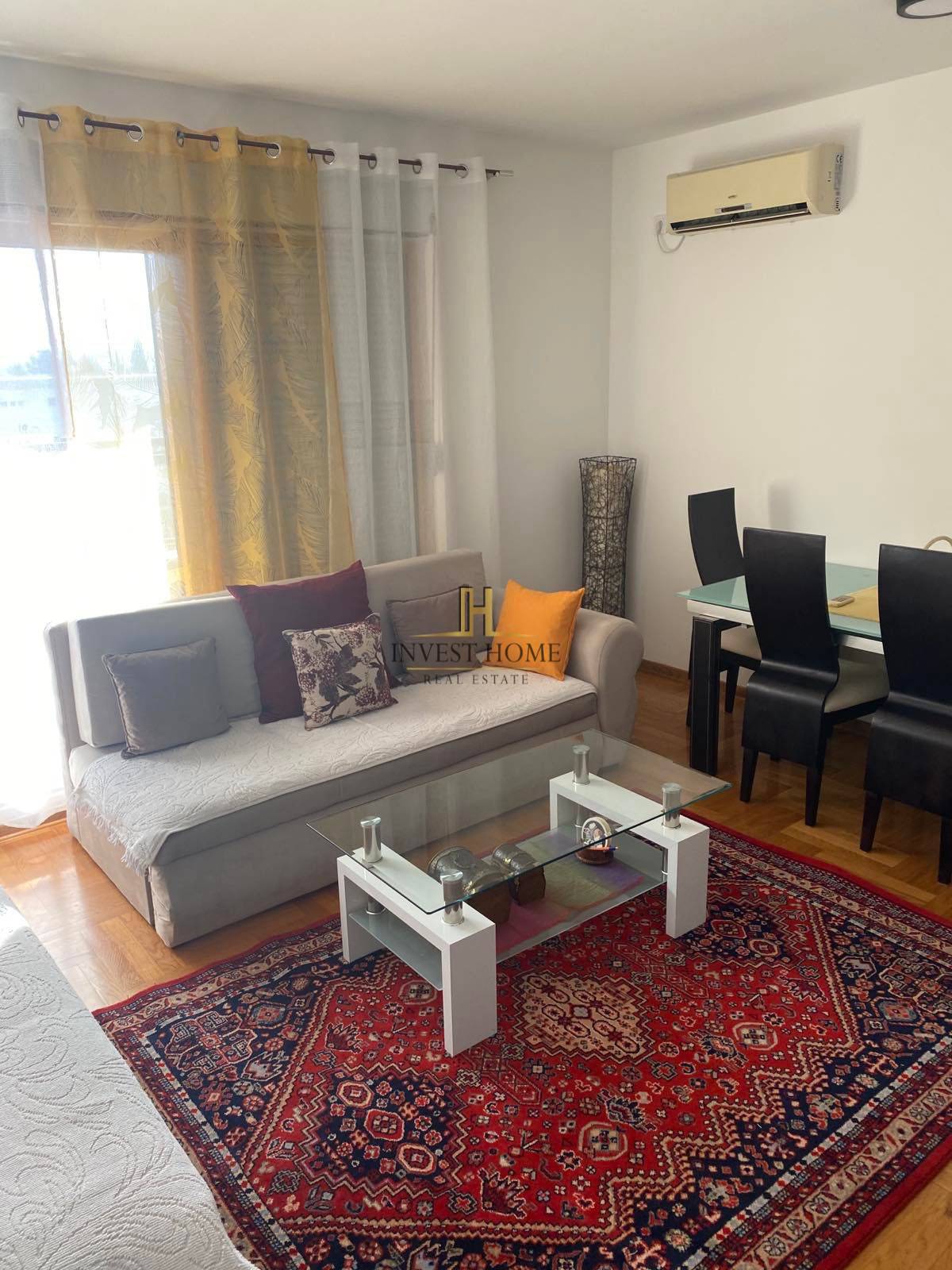 Jednosoban stan, Preko Morače, 52m2