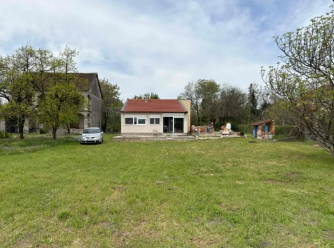 House in Golubovci, 91 m²