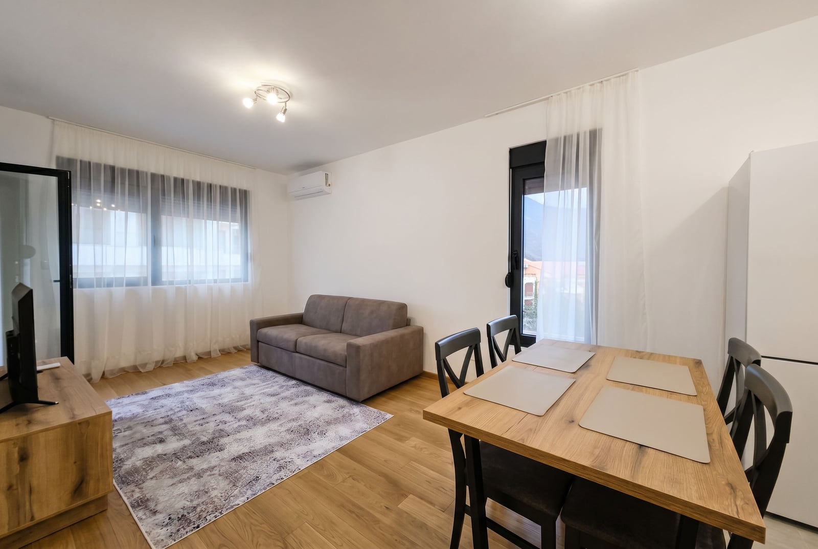 Квартира на продажу, Budva Okolina — €90