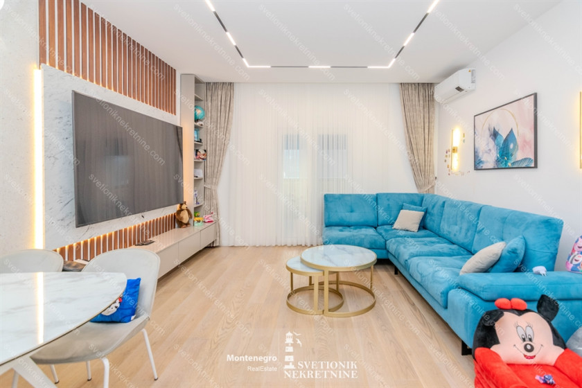 Prodajem Stan-Apartman, Topla