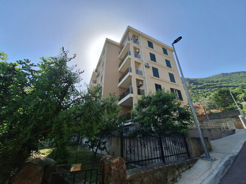 Apartment for Sale, Budva Okolina — €207,000