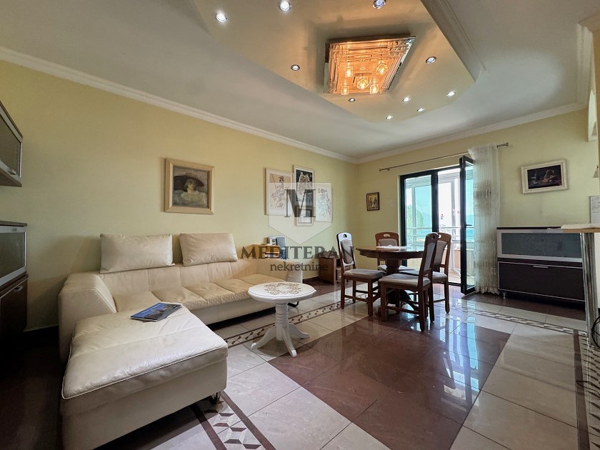 Prodajem Stan-Apartman, Igalo