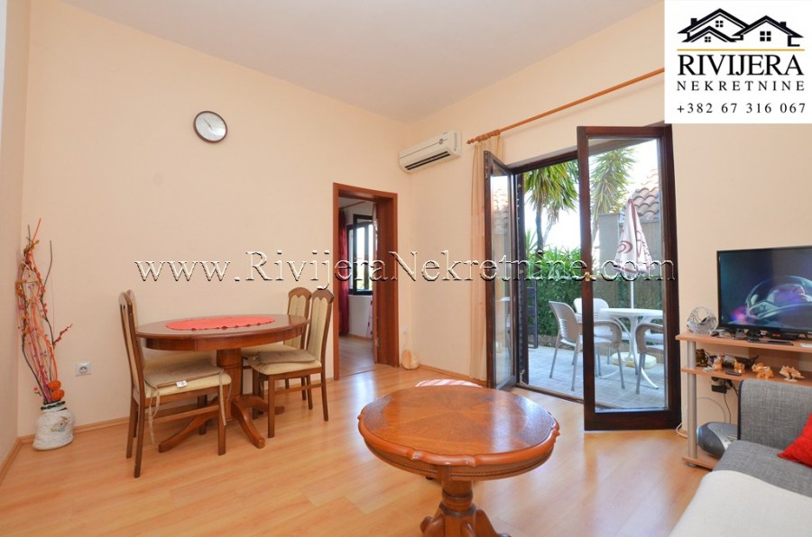Two-bedroom apartment Herceg Novi Baosic