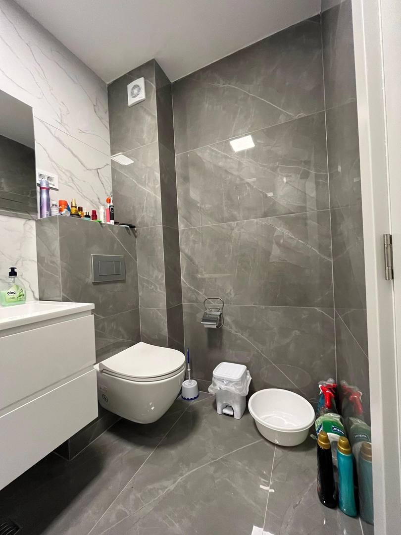 Iznajmljujem Stan-Apartman, Budva