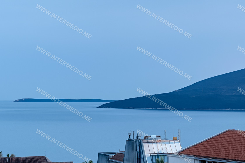 Two-Bedroom Apartment with Sea View for Sale – Savina, Herceg Novi