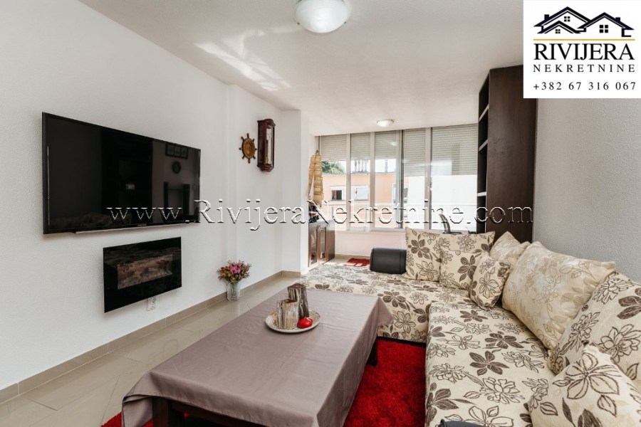 Two-bedroom apartment with panoramic sea view, Center Herceg Novi