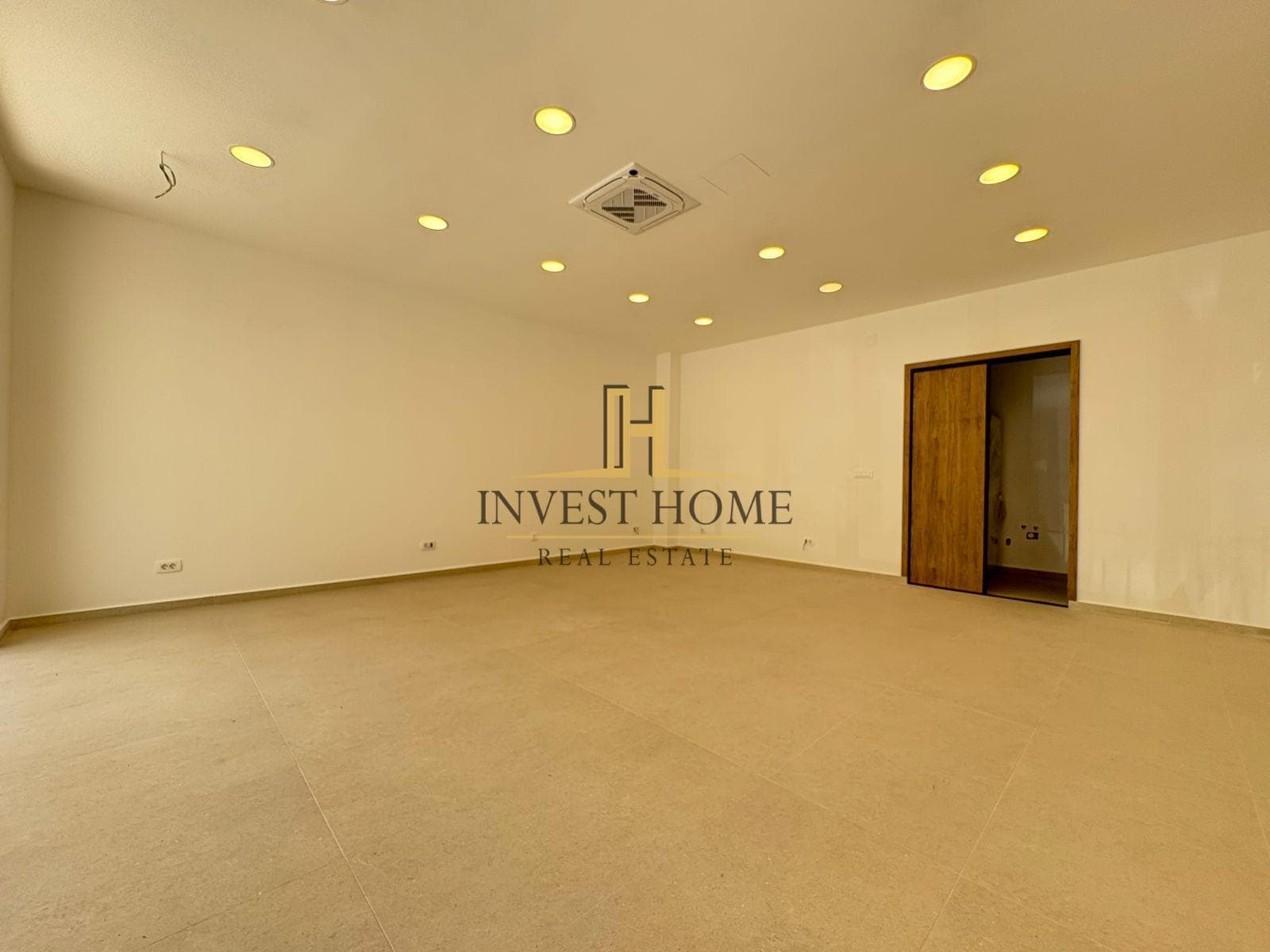 Commercial Property for Rent, Podgorica — €800