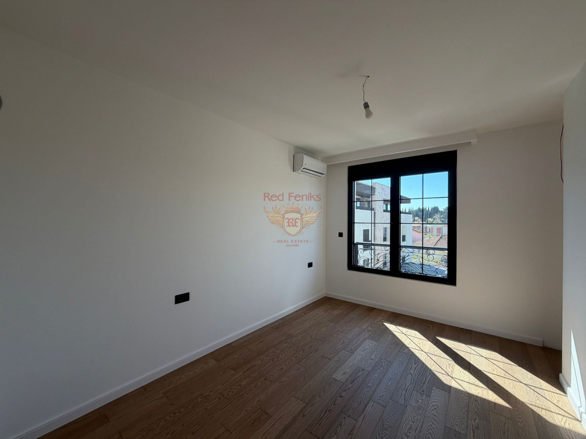 Apartment for Sale, Tivat — €389,000